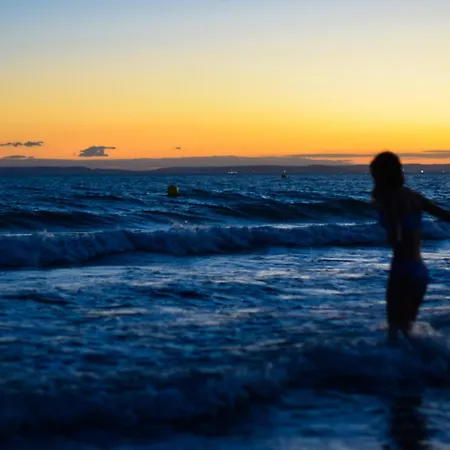 Au Fil Des Vagues *